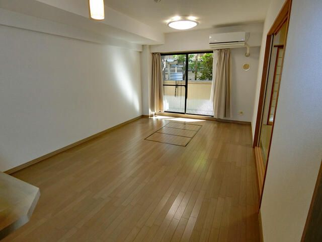 3LDK Apartment for Sale in Kanazawa, Ishikawa | Royal Chateau - Thumbnail 2