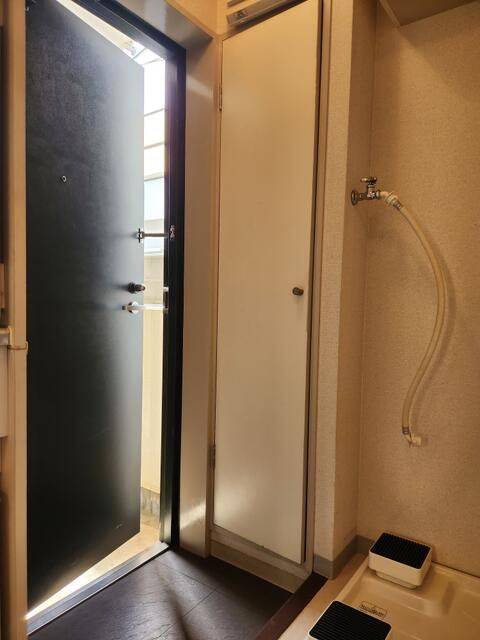1K Apartment for Sale in Kawasaki, Kanagawa - Silk Miyazakidai - Thumbnail 2