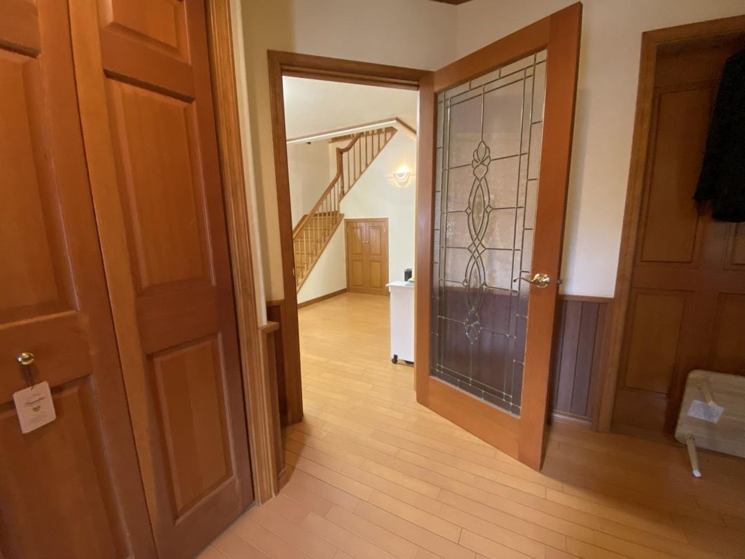 4LDK House for Sale in Nobeoka, Miyazaki with Garden and Parking - Thumbnail 4