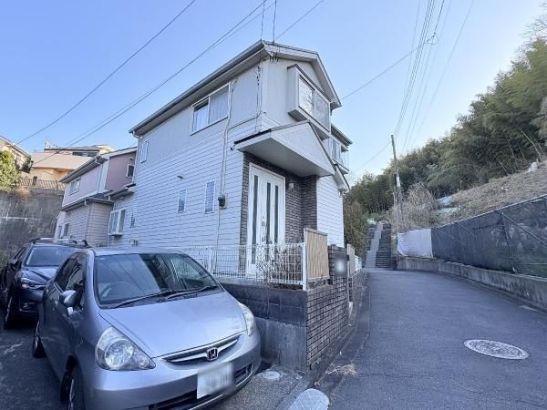 4LDK House for Sale in Hino, Tokyo Near Takahatafudo Station - Thumbnail 3
