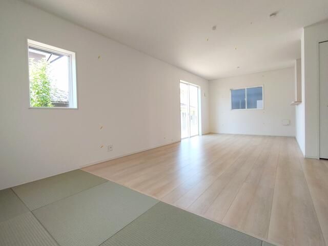 New 3SLDK House in Fukushima City with Garden and 3 Parking Spaces - Thumbnail 4