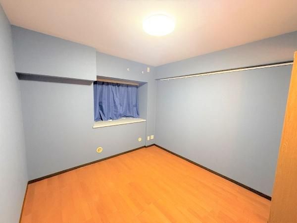 3LDK Apartment for Sale in Katsushika, Tokyo - 62.9 sqm - Thumbnail 4
