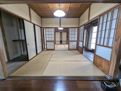 991.72 sqm Land with 8DK House in Kawabe, Gifu - For Redevelopment — Interior, Kawabe, Gifu