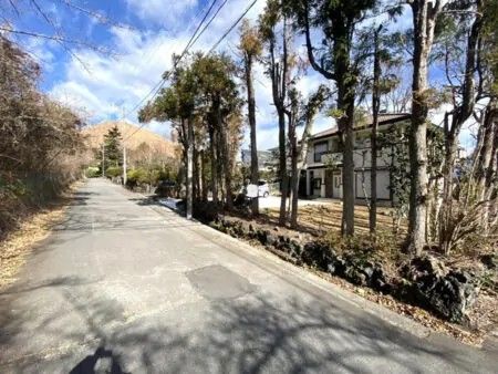 Renovated House with Mount Omuro View in Ito, Shizuoka - Thumbnail 2