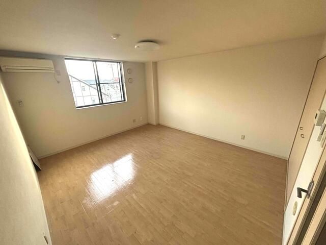1K Apartment for Rent in Yamagata City, 34 sqm - Thumbnail 3