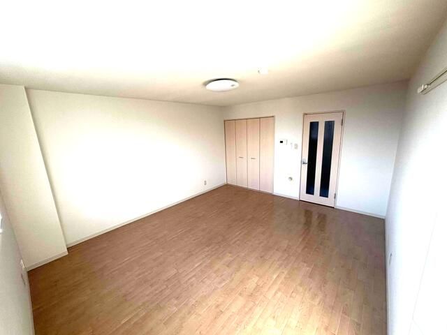 1K Apartment for Rent in Yamagata City, 34 sqm - Thumbnail 4