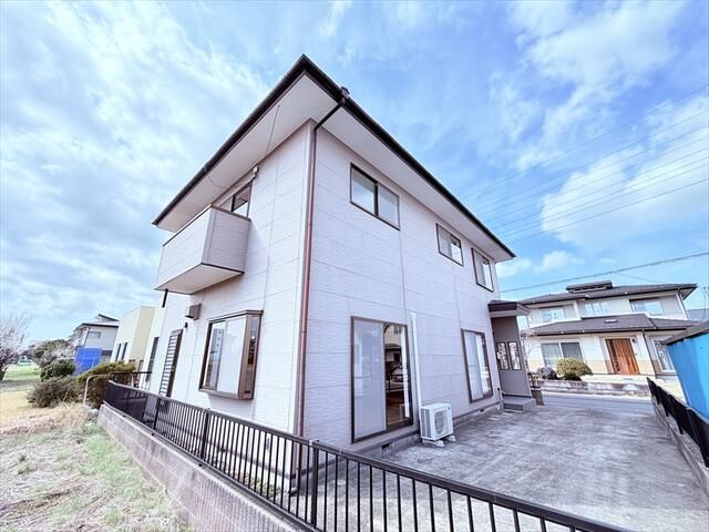 5LDK Detached House for Sale in Mito, Ibaraki - Thumbnail 2