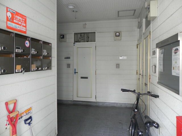 Apartment Building for Sale in Sapporo Kita-ku, 240 sqm - Thumbnail 3
