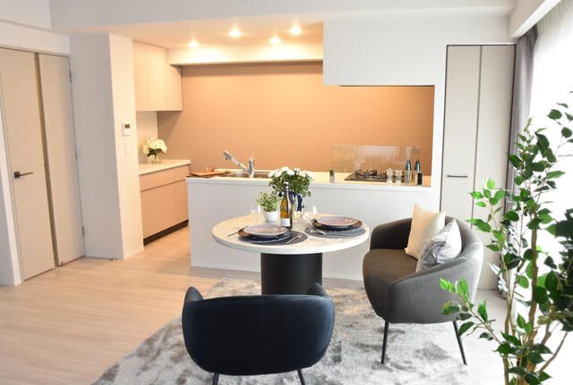 2LDK Apartment for Sale in Chuo-ku, Sapporo - Thumbnail 2