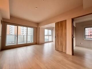 2LDK Apartment for Sale in Chuo-ku, Sapporo - Thumbnail 4