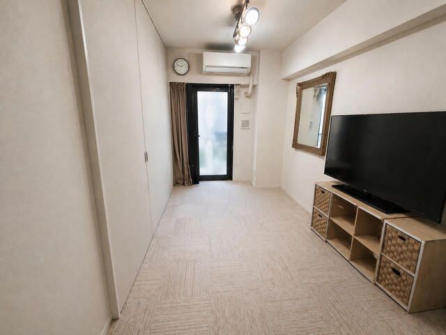1LDK Apartment for Sale in Chofu, Tokyo - 33.68 sqm - Thumbnail 4