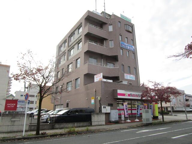 Commercial Building for Sale in Kiryu, Gunma - 10.26% Yield Potential - Thumbnail 3