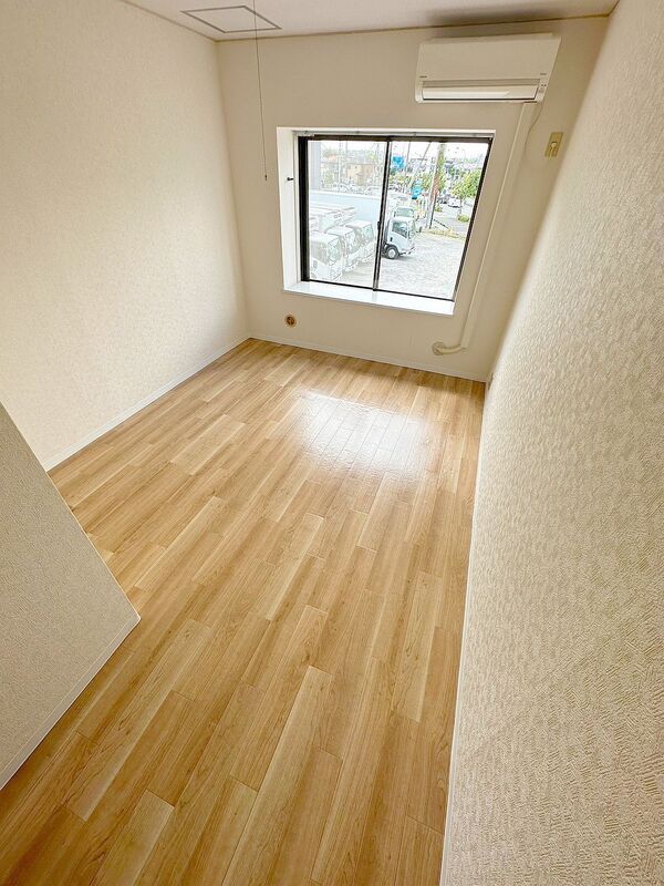 1K Apartment for Rent in Kunitachi, Tokyo - 17.80 sqm - Thumbnail 2