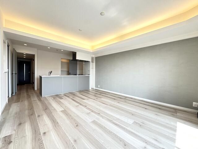 2LDK Apartment for Sale in Fujisawa, Kanagawa - 63.15sqm - Thumbnail 2