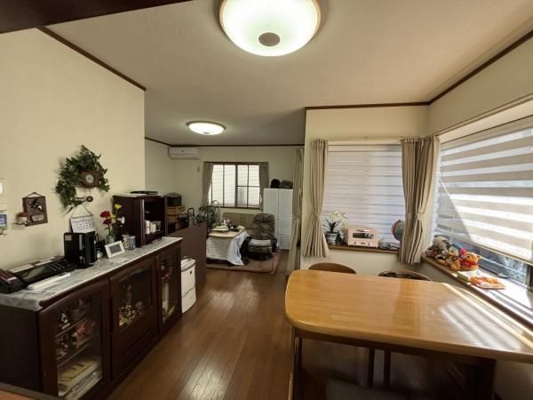 3LDK House for Sale in Chofu, Tokyo - Near Shibasaki Station - Thumbnail 2