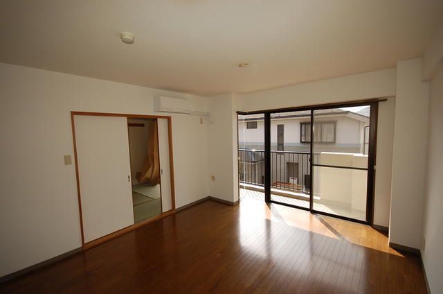 3LDK Apartment for Rent in Funabashi, Chiba - Near Funabashi Hōten Station - Thumbnail 4