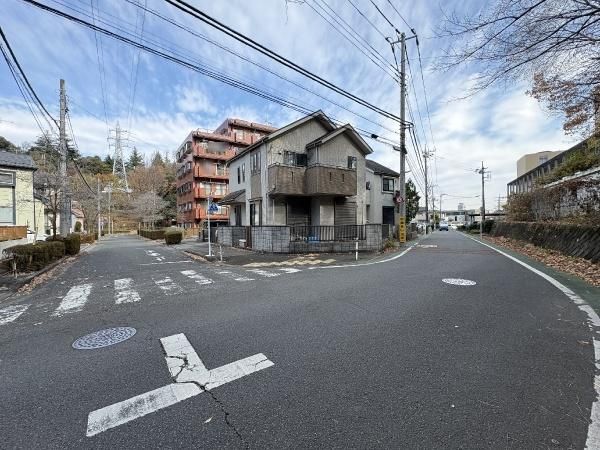 4LDK Detached House for Sale in Tama City, Tokyo - Thumbnail 4