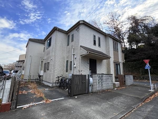 4LDK Detached House for Sale in Tama City, Tokyo - Thumbnail 3