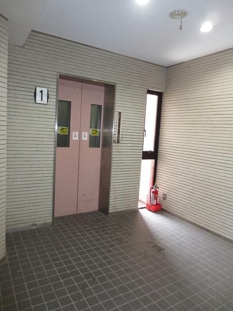 2LDK Apartment for Rent in Niigata City Chuo Ward - Image 1
