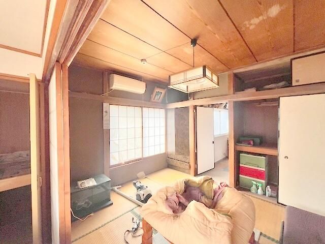 1974 Wooden House in Nikko, Tochigi - 4DK on 211sqm Land - Thumbnail 4