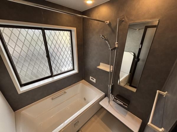 4LDK House for Sale in Ibaraki, Osaka - 3 Min Walk to Station - Thumbnail 4