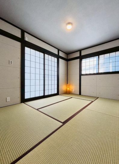 5SLDK Detached House for Sale in Ikoma, Nara - Thumbnail 3