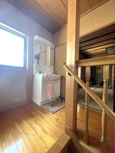 2002 Japanese-Style 6SDK House on Corner Lot in Numazu — Image 22, Numazu, Shizuoka