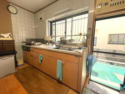 2002 Japanese-Style 6SDK House on Corner Lot in Numazu — Image 19, Numazu, Shizuoka
