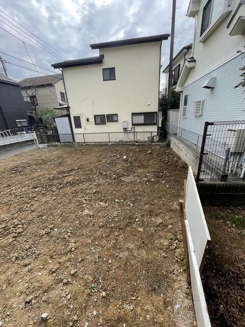 Land for Sale in Chigasaki, Kanagawa – 87.96 sqm - Thumbnail 2