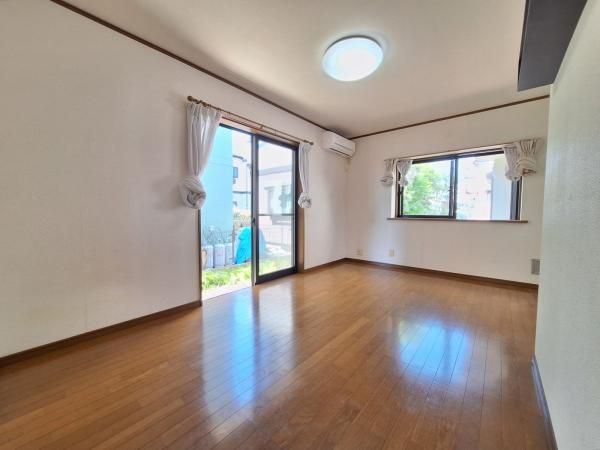 4LDK Resale House in Musashimurayama, Tokyo - Thumbnail 2