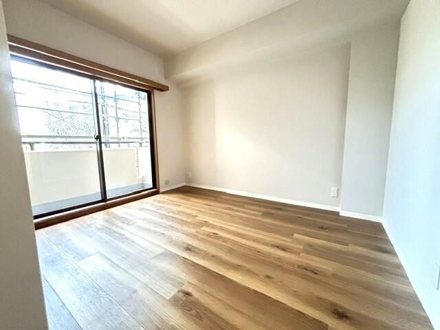 2LDK Apartment for Sale in Quiet Chigasaki, Kanagawa - Thumbnail 4