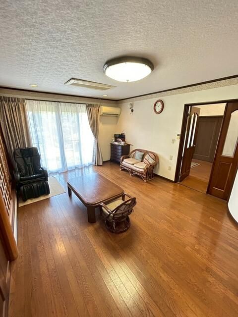 6SLDK Detached House for Sale in Komaki, Aichi | 264 sqm - Thumbnail 2