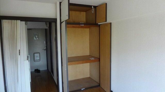 1K Apartment for Rent in Higashimatsuyama, Saitama - Thumbnail 2