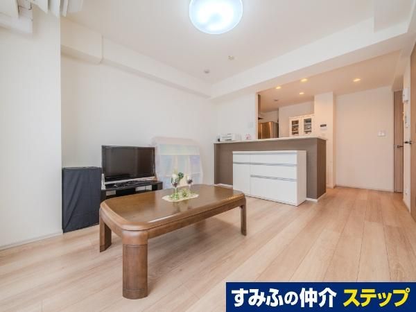 2LDK Apartment for Sale in Hino, Tokyo - PALACE STAGE Takahatano Fudo - Thumbnail 2