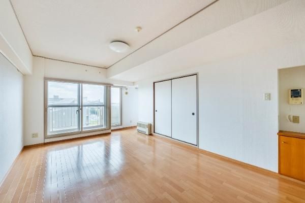 5LDK Apartment for Sale in Kemigawa Marine Town, Chiba - Thumbnail 2