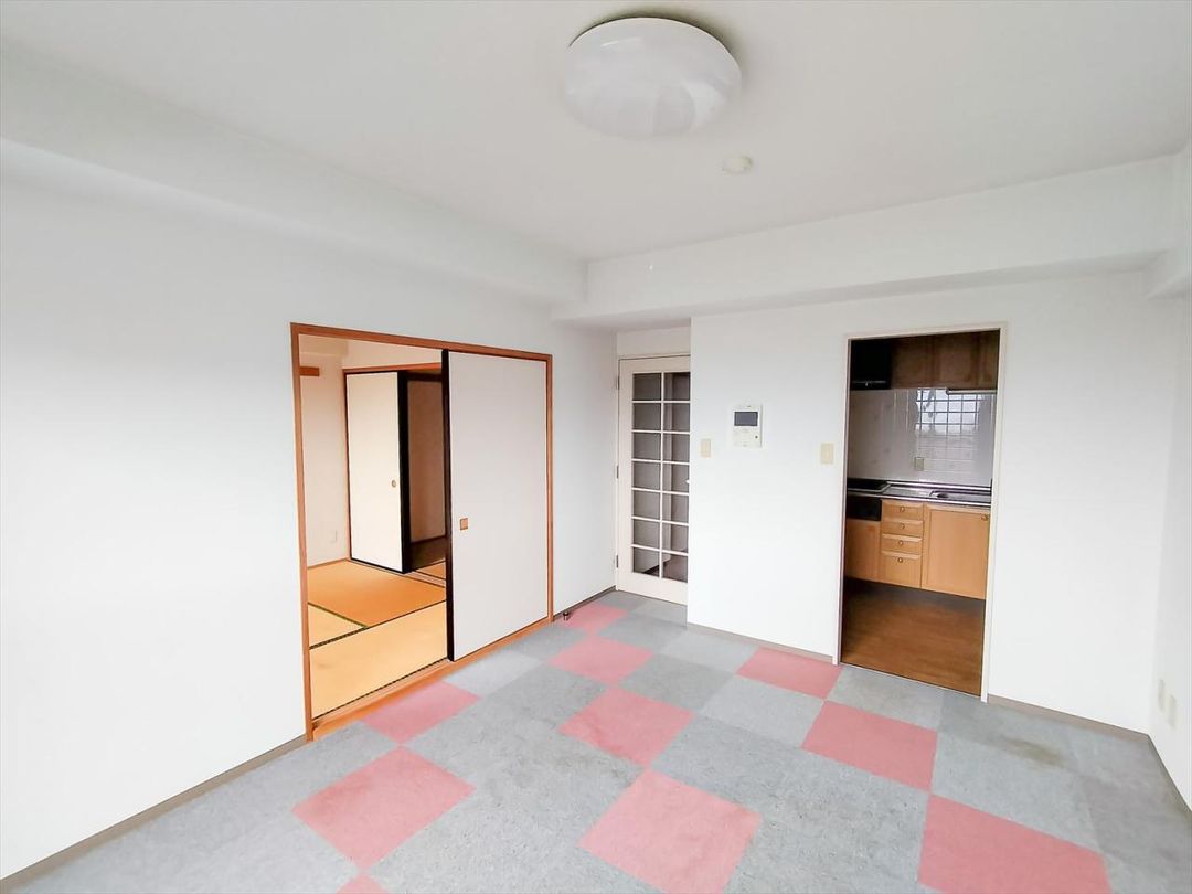 Urban Tower Akane 3LDK Apartment for Sale in Nagano - Thumbnail 4