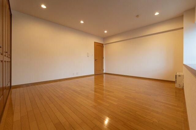 2LDK Apartment for Sale in Nakajima Park, Sapporo - Thumbnail 2