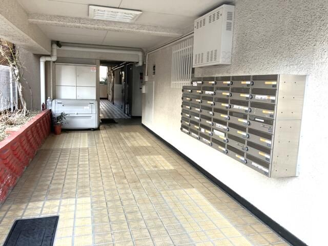 2DK Apartment for Rent in Matsudo, Chiba - 45.36 sqm - Thumbnail 3