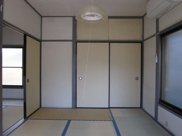 2K Rental House Near Tsuga Station in Chiba City - Thumbnail 3