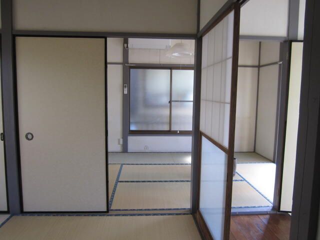 2K Rental House Near Tsuga Station in Chiba City - Thumbnail 2