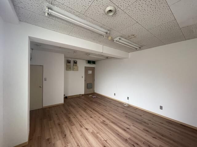 Office for Rent in Kamakura, Kanagawa - 23.89 sqm near Ofuna Station - Thumbnail 4