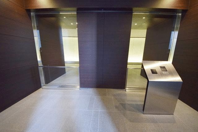 2LDK Apartment for Sale in Chofu, Tokyo - 54.7 sqm - Thumbnail 2