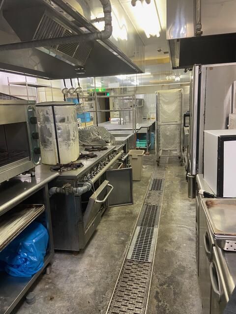 Commercial Space for Rent in Takaoka, Toyama - 618 sqm - Thumbnail 4