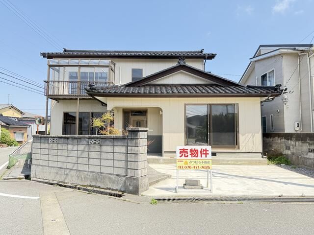 Renovated 3LDK House on Corner Lot in Toyama City - Main Image