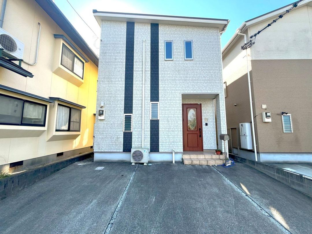 2016-Built 3LDK House with Garden in Kumamoto's Minami Ward - Thumbnail 4