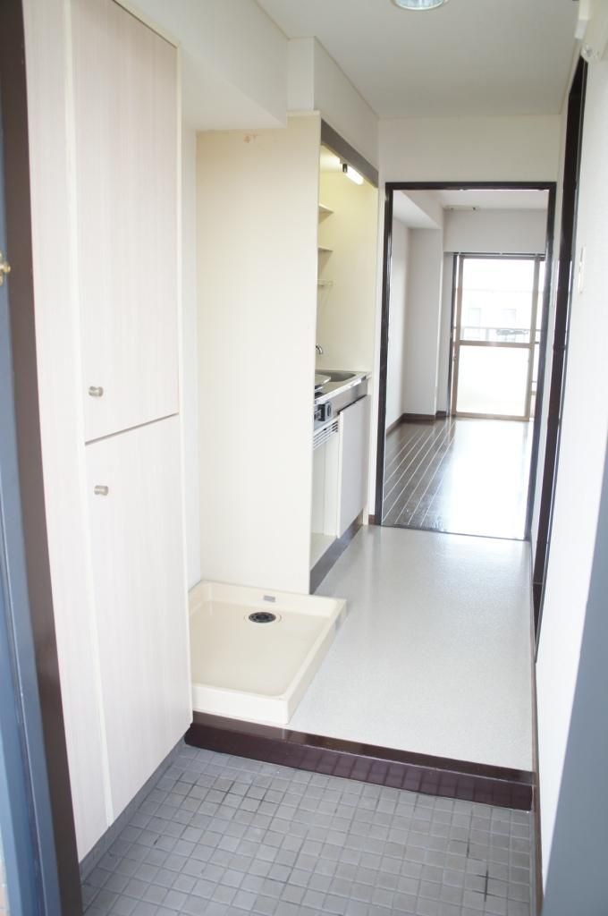 1K Apartment for Rent in Minami-ku, Saitama City - Thumbnail 3