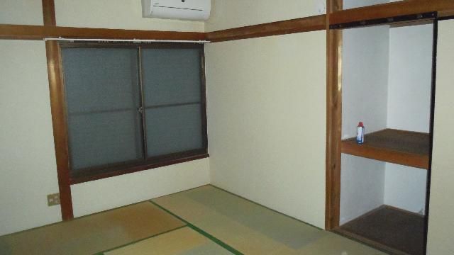 2DK Apartment for Rent in Hiratsuka, Kanagawa - Thumbnail 4