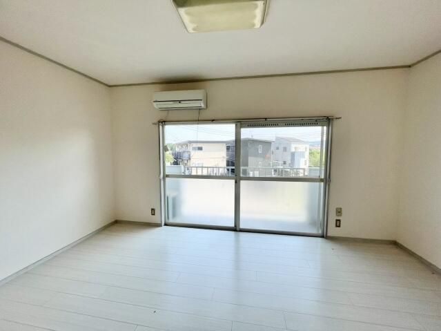 1K Apartment for Rent in Takasaki, Gunma - 19.83 sqm - Thumbnail 4