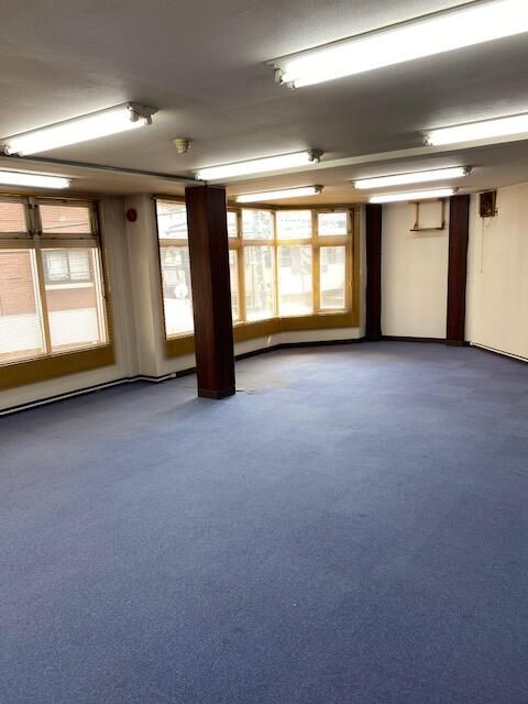 Office for Rent in Sumida, Tokyo | 70.81 sqm near Hikifune Station - Thumbnail 2