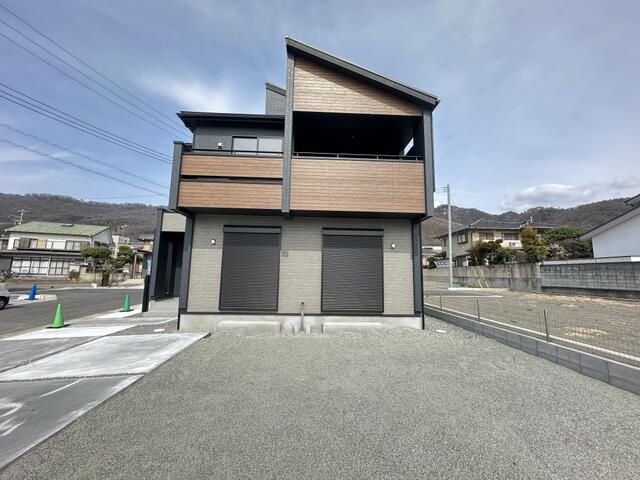New 4LDK House for Sale in Kofu, Yamanashi - 2026 Completion - Thumbnail 2
